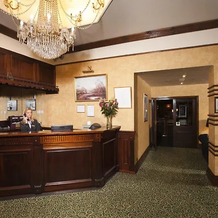 Hotel Eviston House 3*