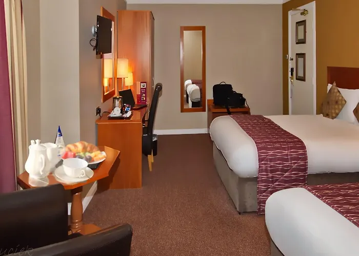 Hotel Eviston House 3*