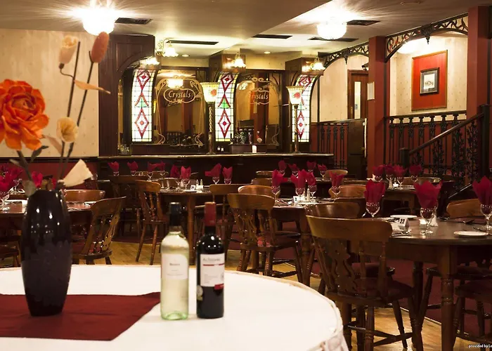 Eviston House Hotel 3*