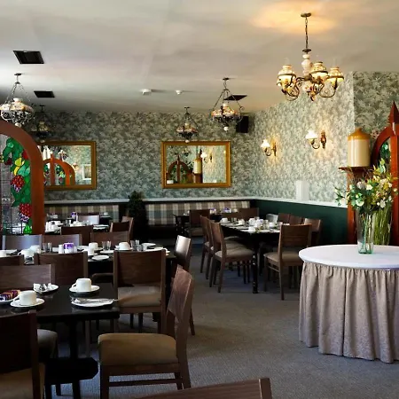Hotel Eviston House