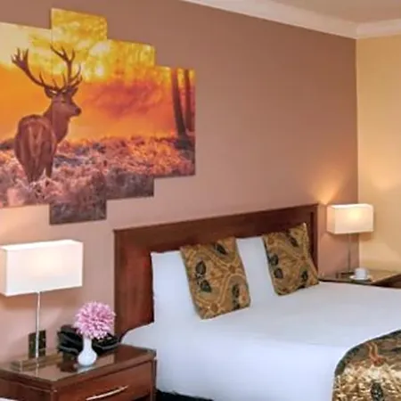 Hotel Eviston House 3*