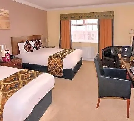 Eviston House Hotel 3*