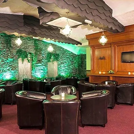 Hotel Eviston House 3*