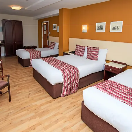 Hotel Eviston House 3*