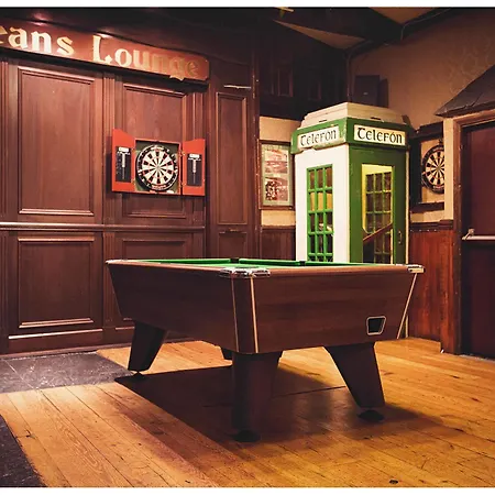 Hotel Eviston House