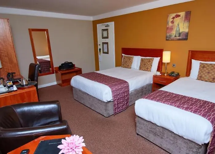 Eviston House Hotel 3*