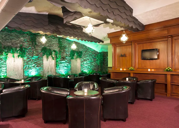 Eviston House Hotel 3*