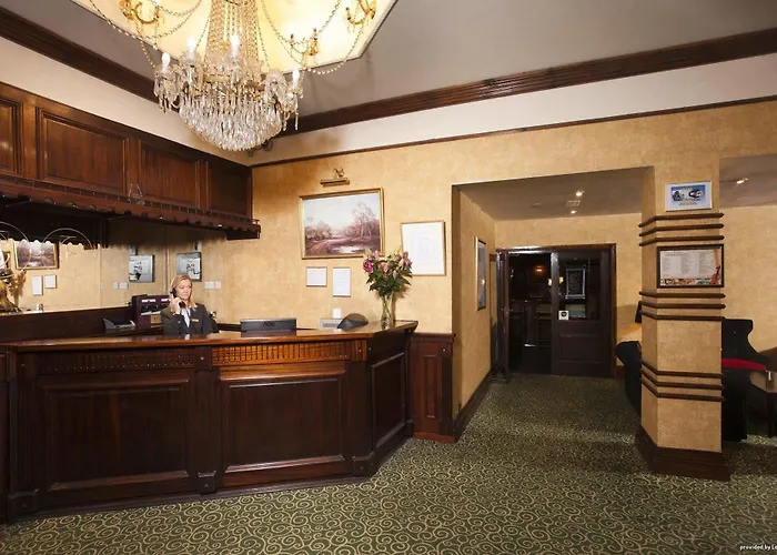 Hotel Eviston House 3*