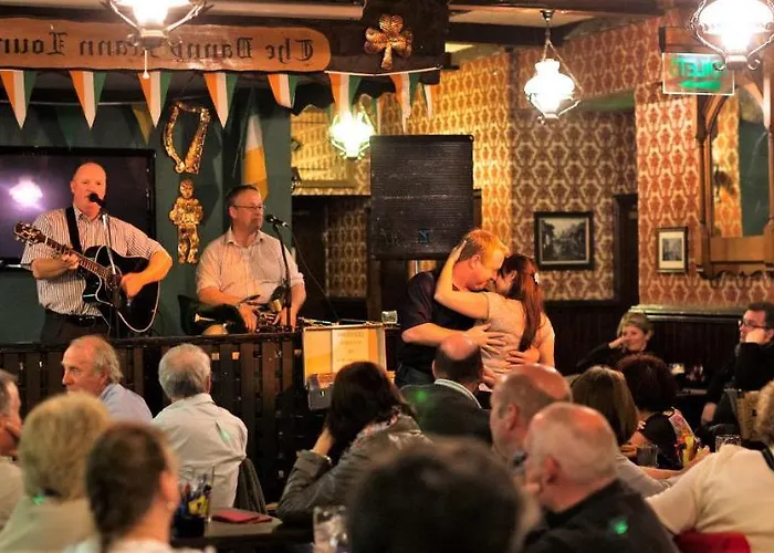 Hotel Eviston House 3*